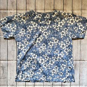 ▪️Blue Hibiscus Scrub Top▪️